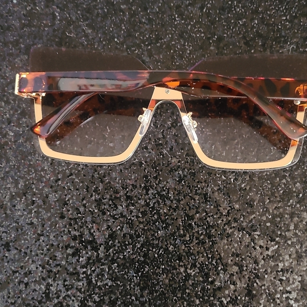 GORGEOUS STYLISH SUN GLASSES HP🔥🔥🔥🔥 - Picture 5 of 6